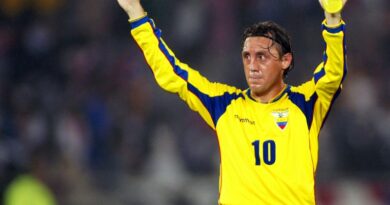 Alex Aguinaga, histórico jugador de la ‘Tri’, se refirió a los polémicos videos de los jugadores de Ecuador en un night club