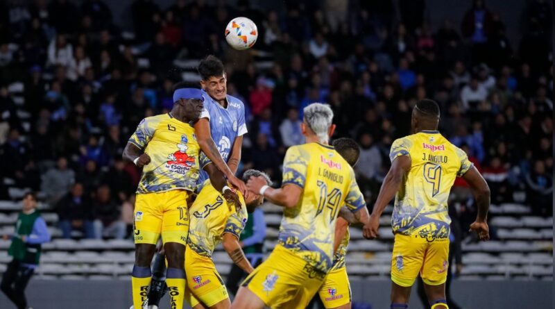 Delfín SC logra un empate 1-1 contra Belgrano en la Copa Sudamericana. El equipo ecuatoriano sigue buscando su rumbo en el torneo continental.