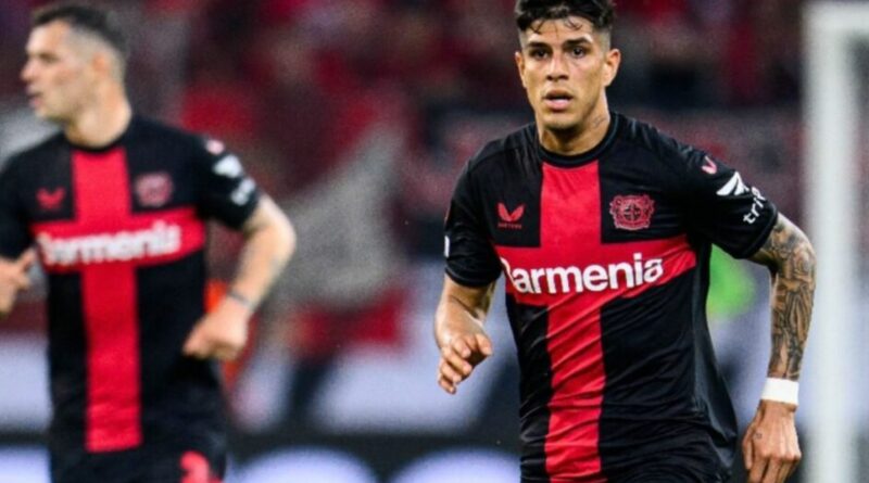 Piero Hincapié en la cúspide de la gloria: el defensor ecuatoriano está a un paso de hacer historia con el Bayer Leverkusen.