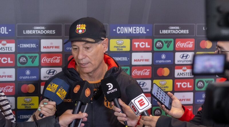 El director técnico de Barcelona SC, Ariel Holan, no da por muerta la clasificación de los toreros a la Copa Sudamericana.
