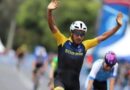 El ciclista ecuatoriano Jhonatan Narváez todavía mantiene el puesto 18 de la clasificación general del Giro de Italia.