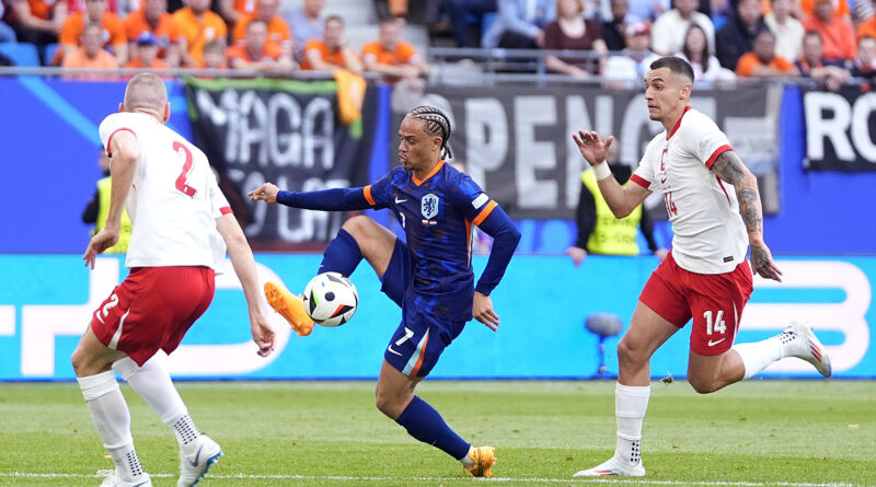 Países Bajos venció 2-1 a Polonia en la Eurocopa