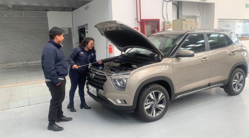 Hyundai Ecuador se enorgullece de valorar y promover la diversidad de género en su fuerza laboral, reconociendo el significativo aporte que las mujeres pueden hacer en este sector.