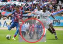 Hinchas del Deportivo Quito agredieron a jugadores de Vinotinto