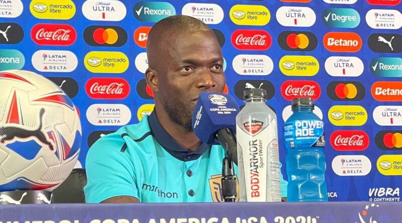 Enner Valencia se prepara para el desafío clave contra Argentina en la Copa América.