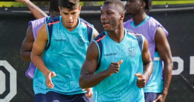 La Selección de Ecuador se prepara para enfrentar a Argentina en los cuartos de final de la Copa América, buscando dar la sorpresa ante el equipo vigente campeón del mundo y de América.