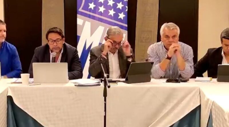 José Pileggi en la Asamblea de Socios de Emelec, reveló que la deuda del club asciende a 27,6 millones de dólares.