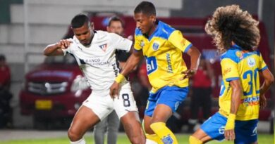 Gonzalo Valle, el héroe de la tanda de penales, asegurando la victoria de LDU.