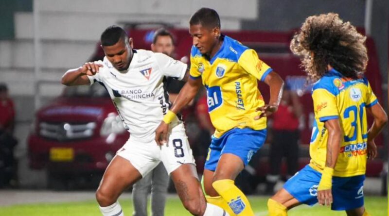 Gonzalo Valle, el héroe de la tanda de penales, asegurando la victoria de LDU.