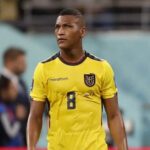 La convocatoria de Carlos Gruezo a la Selección de Ecuador se explica por la necesidad de contar con un mediocampista de corte.