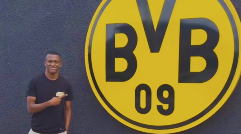 Justin Lerma visitó a sus futuros compañeros del Borussia Dortmund