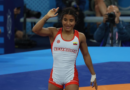 Lucía Yépez está en semifinales de la disciplina lucha de estilo libre de 53 kg femenino después de vencer Hyo Gyong Choe y Beatrice Ana.