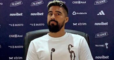 Cristhian Noboa viajó a Barcelona, España, para evaluar su lesión en la rodilla. El 'Zar' expresó preocupación por su recuperación y comentó sobre la situación actual de Emelec.