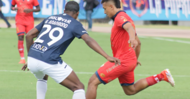 Universidad Católica venció 2-0 a El Nacional en el Atahualpa