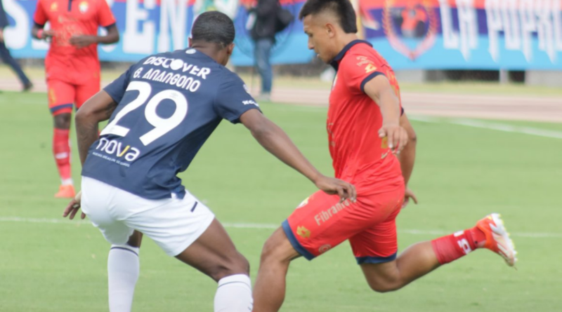 Universidad Católica venció 2-0 a El Nacional en el Atahualpa