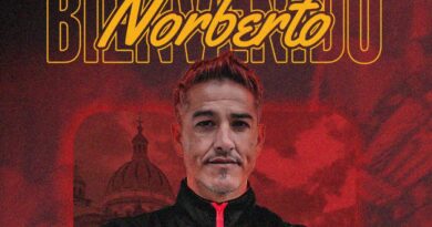 Norberto Araujo asumió el mando de Deportivo Cuenca, enfrentando el reto de mejorar la complicada temporada del club en la LigaPro.