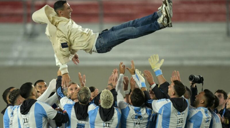 Ángel Di María decidió retirarse de la Selección Argentina tras 16 años de carrera y este 5 de septiembre de 2024 fue homenajeado.