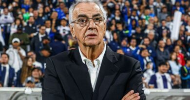 Jorge Fossati, entrenador de Perú, reconoce las cualidades de Ecuador y se muestra optimista para el partido en Quito.