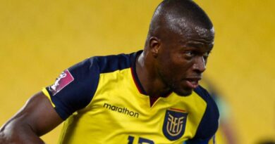 Enner Valencia no ha anotado en Quito desde 2017, generando preocupación entre hinchas y prensa.