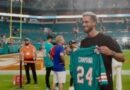 Leonardo Campana fue homenajeado por los Miami Dolphins durante el partido en el Hard Rock Stadium.