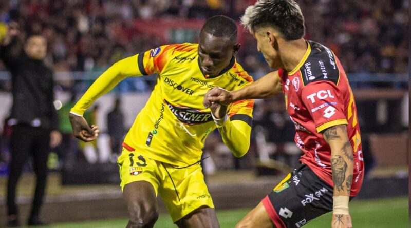 Deportivo Cuenca celebra el gol de Danny Luna que les dio la victoria ante Barcelona SC, complicando las aspiraciones de los Toreros en la segunda etapa de la LigaPro.