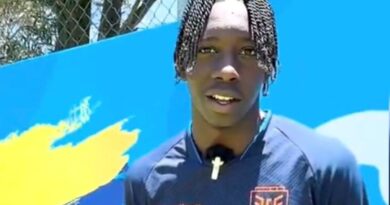 Malcom Dacosta se une a la Tri Sub 15 para disputar el Sudamericano en Bolivia, destacándose como una de las nuevas promesas de Ecuador.