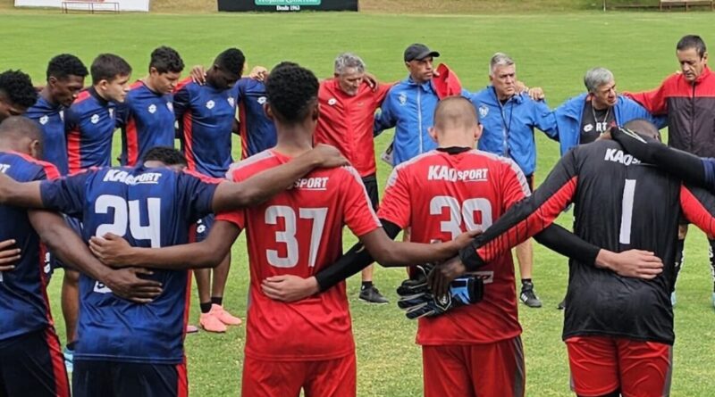 Marcelo Zuleta, director técnico de El Nacional, declaró que sus dirigidos están concentrados para visitar a LDU por Copa Ecuador.