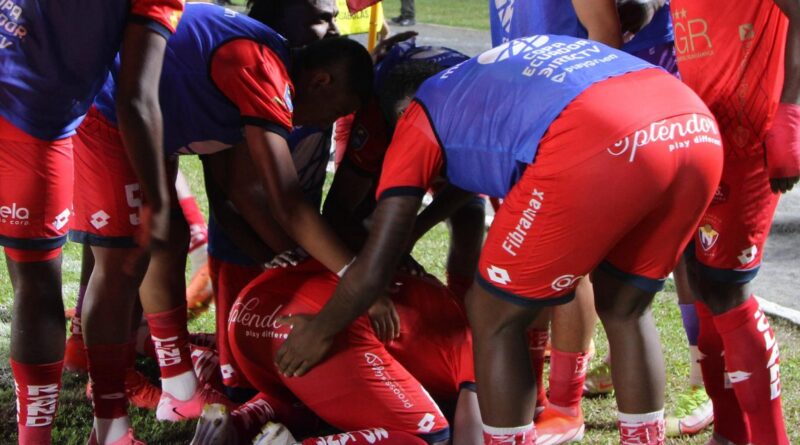 Las emociones de la Copa Ecuador no se detienen y en los octavos de final El Nacional eliminó al Atlético Santo Domingo.