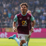 Primera titularidad de Jeremy Sarmiento en el Burnley