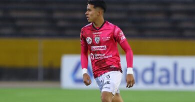 Kendry Páez perdió protagonismo en IDV durante la segunda etapa, no obstante, volverá al rol titular ante Universidad Católica.