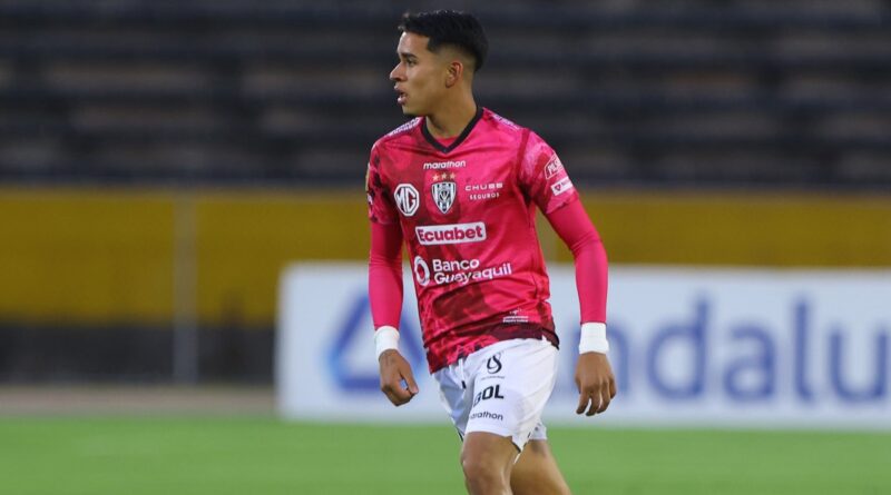 Kendry Páez perdió protagonismo en IDV durante la segunda etapa, no obstante, volverá al rol titular ante Universidad Católica.