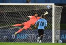 La Selección de Ecuador y Uruguay se enfrentaron en Montevideo por las eliminatorias.