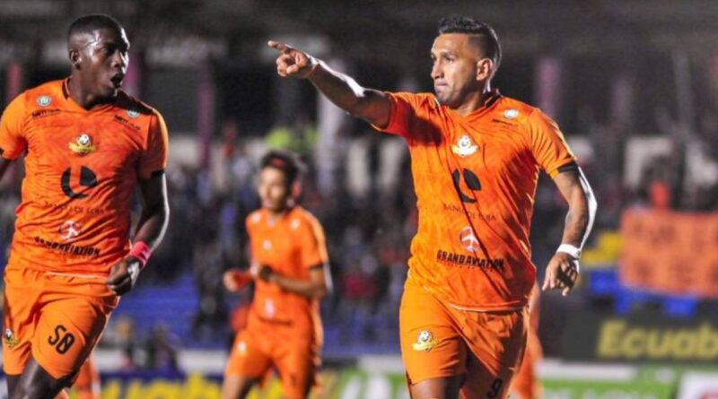 Libertad vence 2-1 a Cumbayá en un duelo clave por la permanencia en la LigaPro.