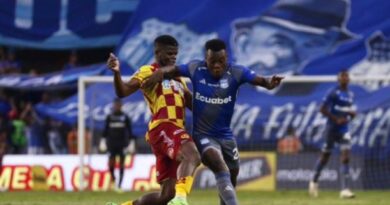 Emelec dominó el partido, pero empató 0-0 ante Aucas, sin lograr transformar su superioridad en goles.