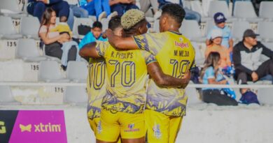 Delfín celebra su segunda victoria consecutiva en la LigaPro 2024 tras vencer a Macará 2-0 en el Estadio Bellavista de Ambato.