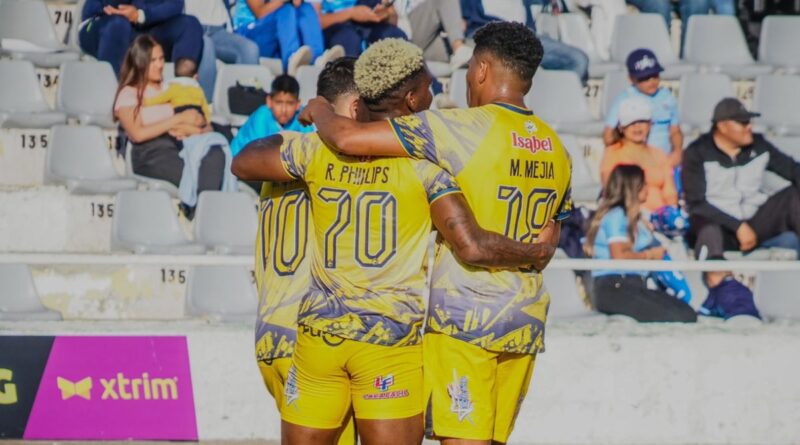 Delfín celebra su segunda victoria consecutiva en la LigaPro 2024 tras vencer a Macará 2-0 en el Estadio Bellavista de Ambato.