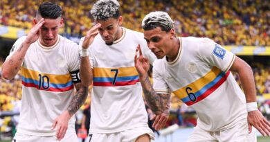 Colombia dominó a Chile con una contundente goleada, dejando a los chilenos en el último puesto de las Eliminatorias.