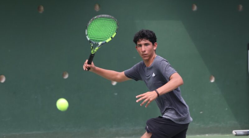 Bruno Cabezas representará a la provincia de Guayas en el torneo nacional.