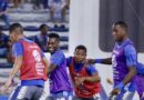 El CS Emelec está obligado a incorporar un 9 para la temporada 2025. La lesión de Facundo Castelli perjudicó el rendimiento de los eléctricos.