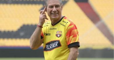 Barcelona SC despide a Ariel Holan en su crisis deportiva