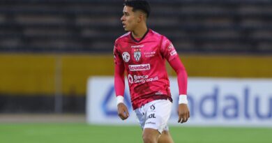 Sebastián Beccacece, director técnico de la Selección de Ecuador, resaltó el esfuerzo y la entrega de Kendry Páez en los entrenamientos.