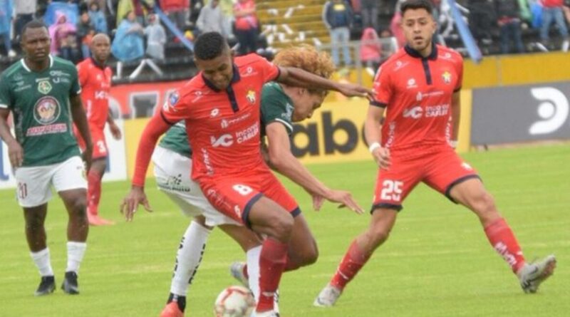 La hinchada de El Nacional no le falló a su equipo, asistió en gran medida al Olímpico Atahualpa para la semifinal de Copa Ecuador.