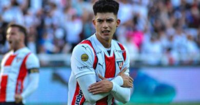 Gabriel Villamil se prepara para enfrentar a Ecuador, su país de residencia actual, con gran expectativa.