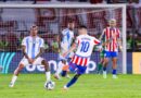 Paraguay remonta y derrota 2-1 a Argentina en Asunción.