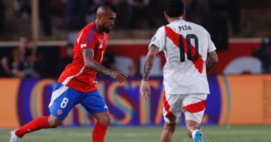 El empate entre Perú y Chile deja a ambos equipos en el fondo de la tabla de las Eliminatorias.