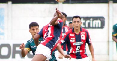 Deportivo Quito anunció su clasificación a cuartos de final debido a que su rival de turno no cumplió con sus obligaciones en la FEF.