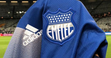 Hinchada de Emelec realiza una colecta de fondos