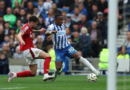 Pervis Estupiñán no pudo evitar la remontada del Liverpool ante el Brighton