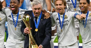 Tras ganar la Copa Intercontinental, Carlo Ancelotti suma 15 títulos en su palmarés.