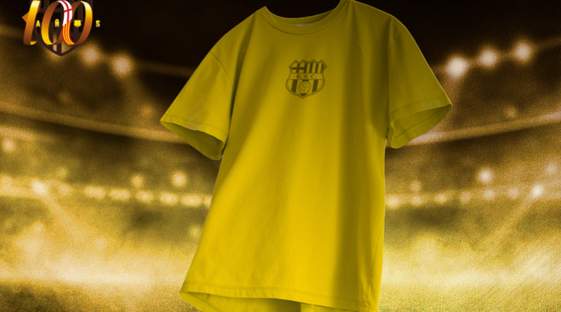 Hinchas de Barcelona SC se emocionan con la camiseta del Centenario